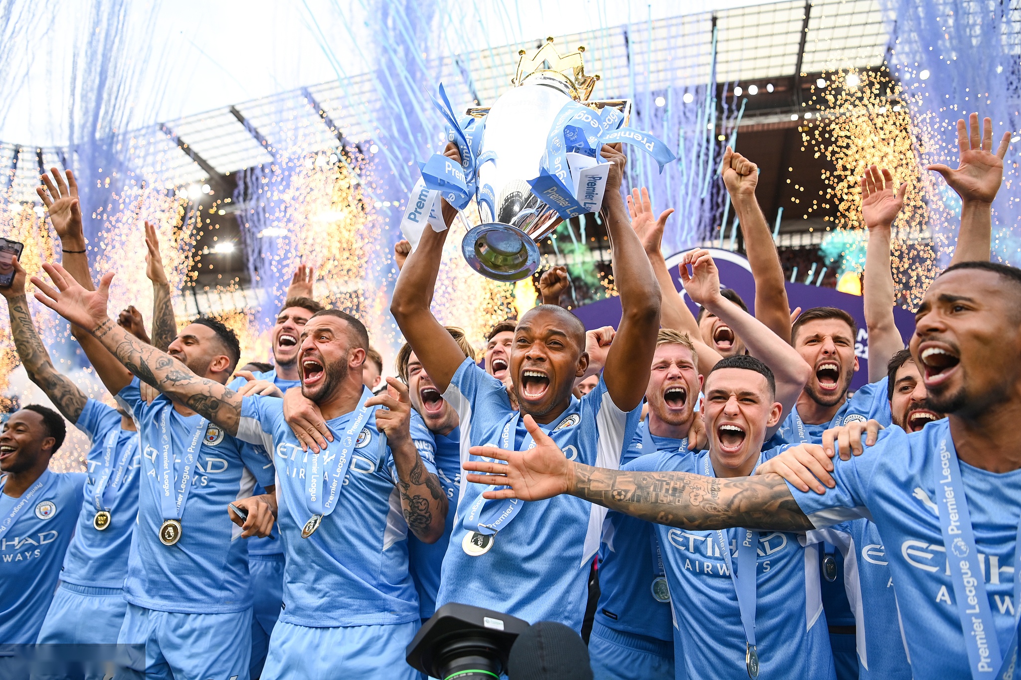 对球迷而言 对球迷而言