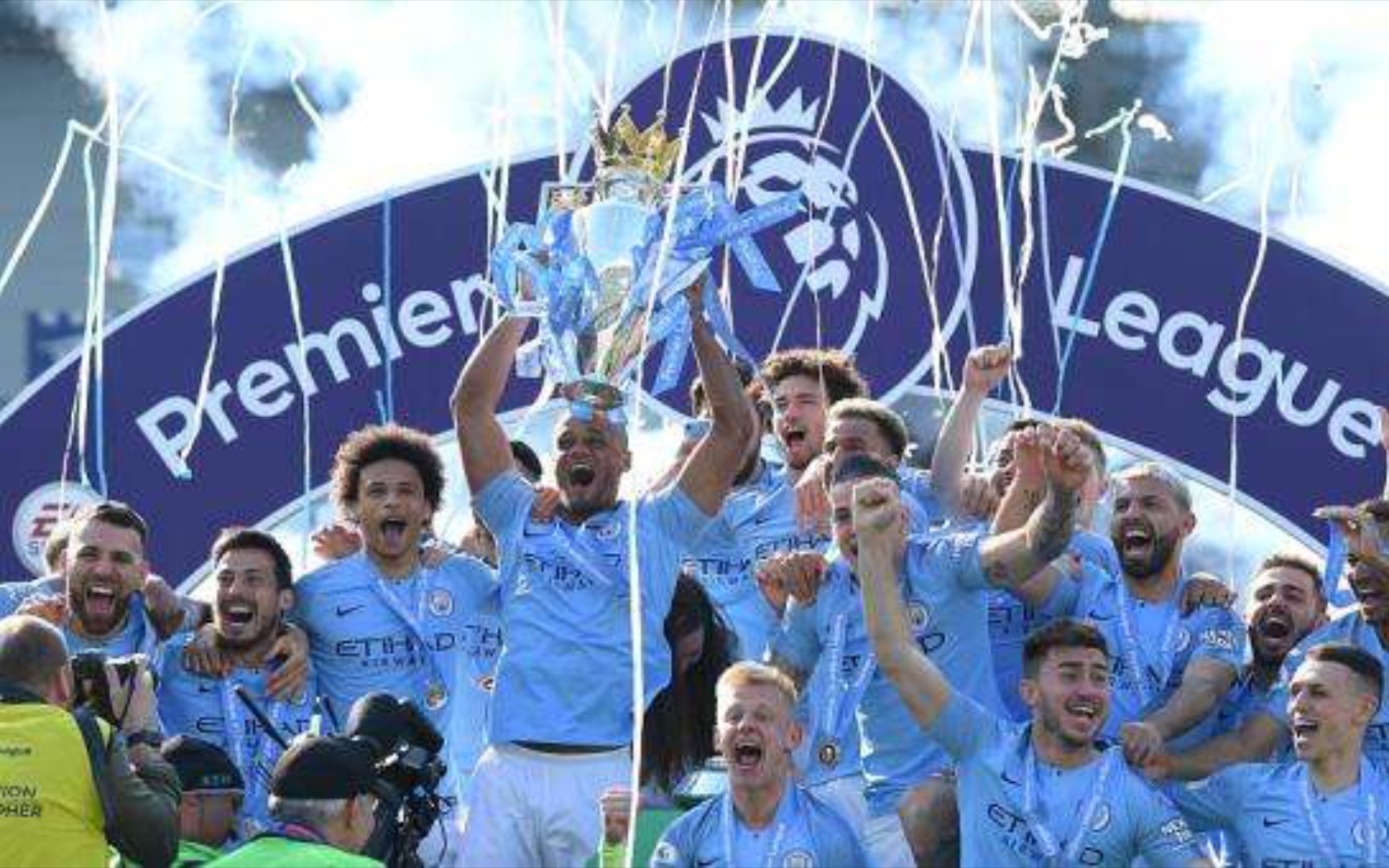 格强调中场 格强调中场